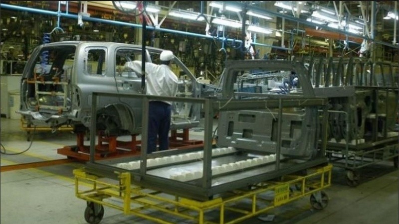 Se estableció un plan por seis meses para los trabajadores de GM. 