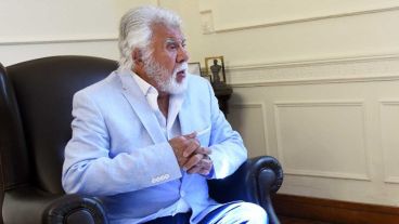 Raúl Lavié se refirió a la situación política del país.