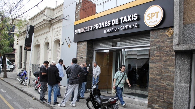 La sede del Sindicato de Peones de Taxis de Rosario, en Salta al 2800. 