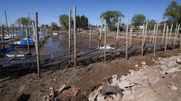 Las guarderías trabajan a media máquina. Muchas lanchas no pueden salir.