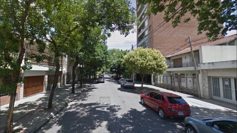 Alsina al 500, la cuadra donde ocurrió el robo.