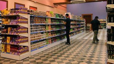 La proveeduría de Empleados de Comercio podrá ser utilizada por estudiantes.