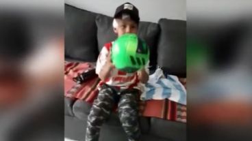 Benja agradeció los regalitos en un video que grabó su familia.