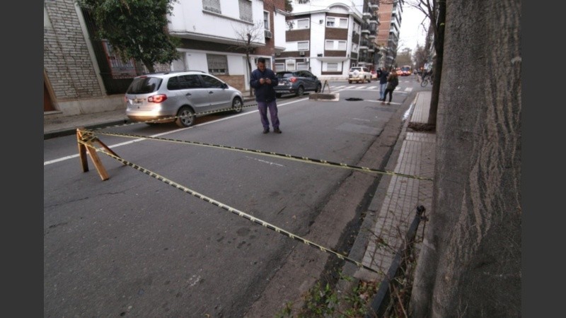 Imposible pasar por el carril exclusivo.