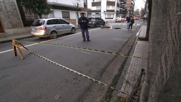 Imposible pasar por el carril exclusivo.