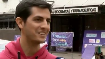 El joven es egresado del colegio María Auxiliadora, donde cursó la modalidad Humanidades y Ciencias Sociales.