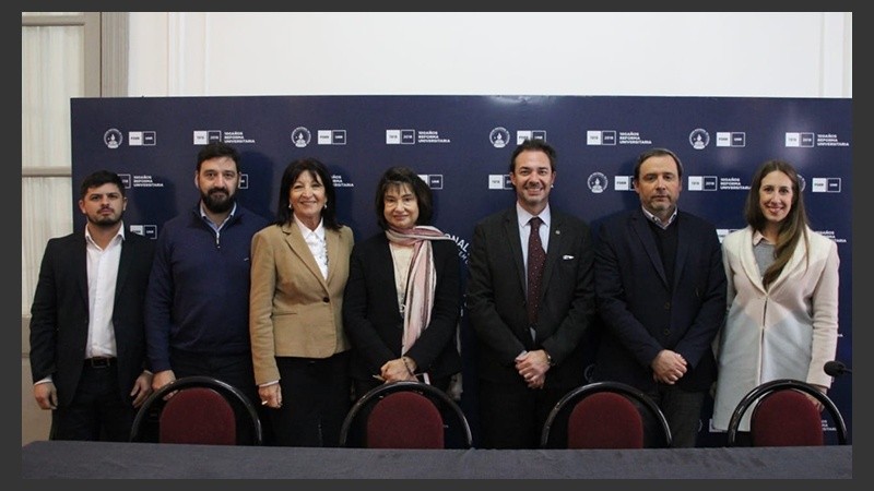 El convenio busca acercar las instituciones a la sociedad a través de la educación y el asesoramiento, con el apoyo constante del Estado local.