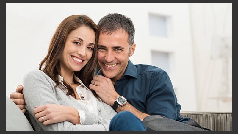 A los 40, los cambios son evidentes tanto en hombres como en mujeres.