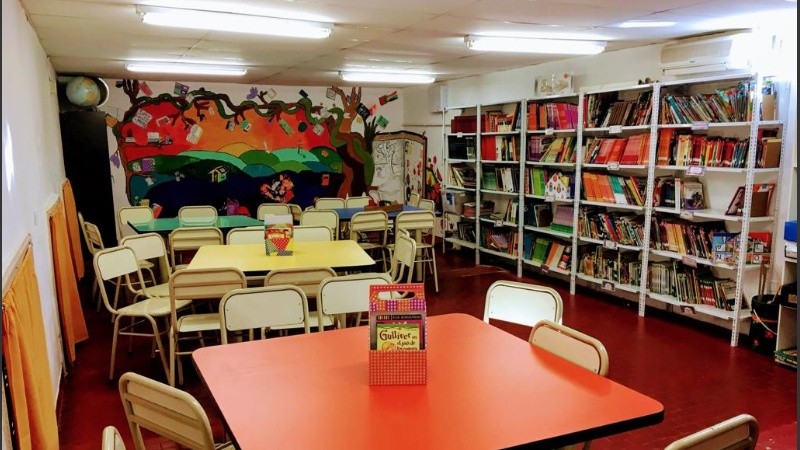 La biblioteca donde trabajaba París, ahora lleva su nombre.