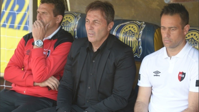 Frank Kudelka les dio descanso a sus jugadores tras el empate en el clásico.