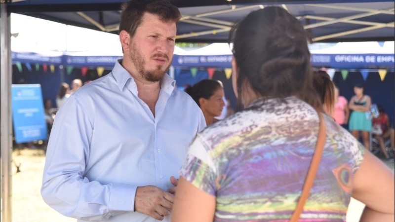 Angelini habló del operativo nacional en 13 barrios.