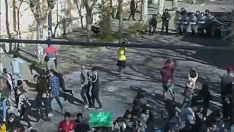 La marcha se realizó este lunes a la tarde.