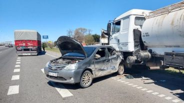 El impresionante choque en avenida Circunvalación.