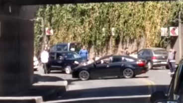 Ambas manos del viaducto quedaron cortadas.