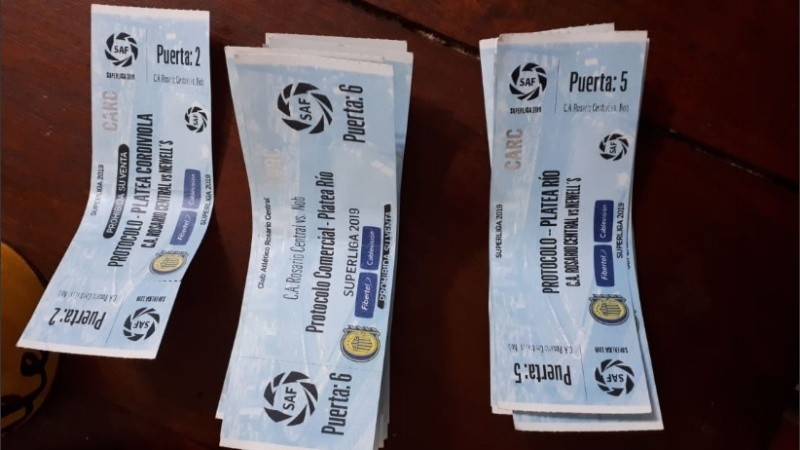 Las entradas no aptas para la venta se ofrecieron en internet.