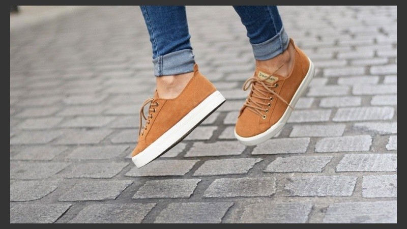 Tendencia urbana, desenfadada y casual.