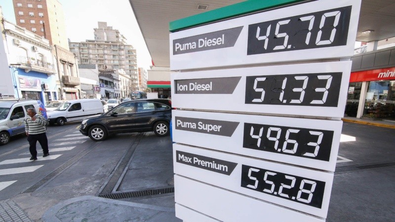 En noviembre ya hubo dos retoques en los números de estaciones de servicio.