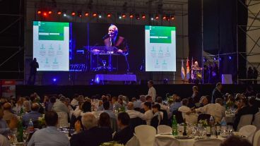 Lifschitz pidió a los diputados que voten la adhesión de Santa Fe a la ley de ART.