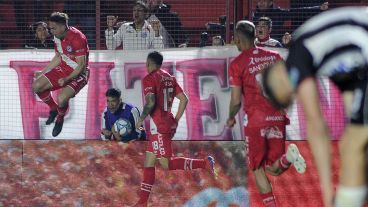 La alegría del Bicho, la decepción de los santiagueños.