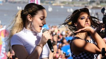 Sol, río, música y muy buena onda en la fiesta de la Vida.