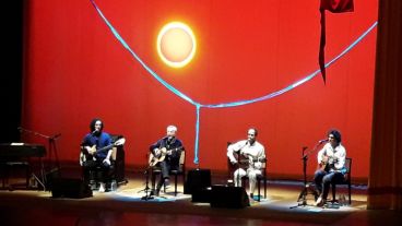 Zeca, Caetano, Moreno y Tom Veloso.