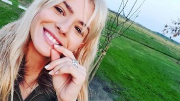 La China compartió un video donde se mata de la risa.