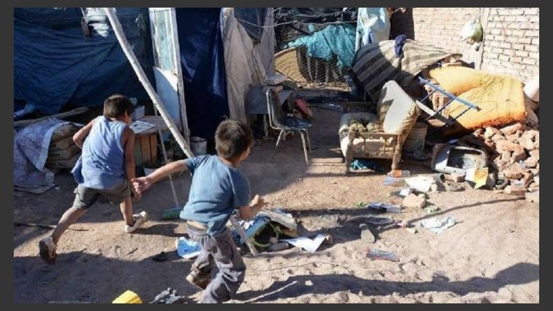 De confirmarse la suba del 32 al 35%, Argentina tendría 1,2 millones de nuevos pobres en septiembre de 2019.