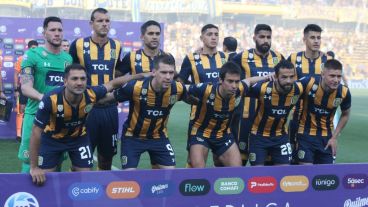 Los once que Cocca mandó a la cancha de entrada.