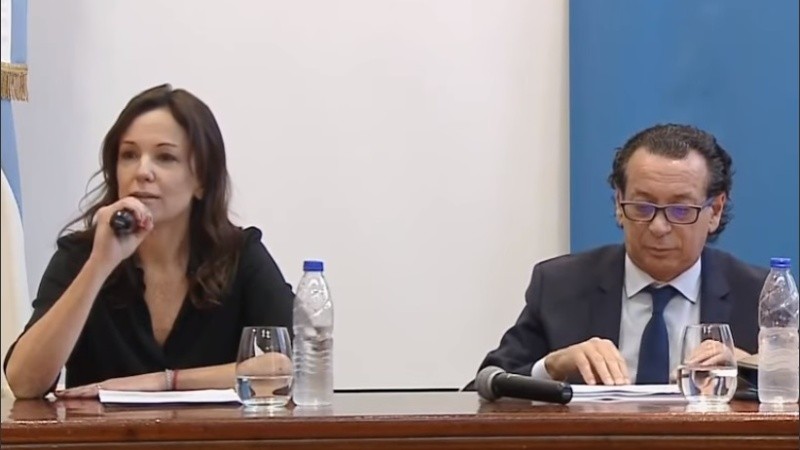 Los ministros dieron una conferencia de prensa este lunes.