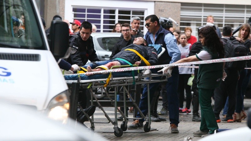 El ladrón fue baleado en una pierna.