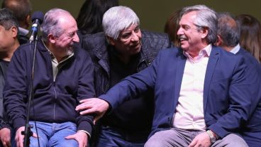 Fernández fue al acto de CTA.