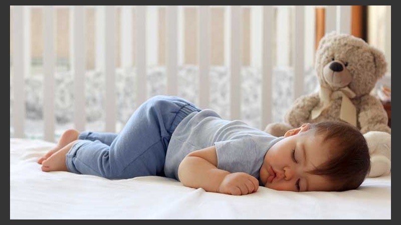 Dormir con los ojos cerrados es un mecanismo de protección.