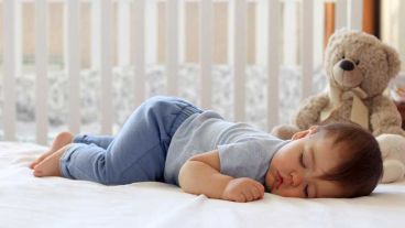 Dormir con los ojos cerrados es un mecanismo de protección.