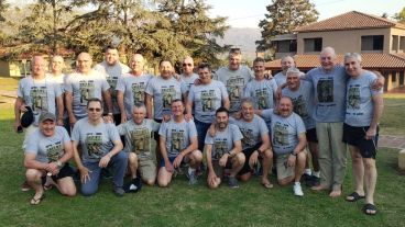 Ex alumnos celebran los 40 años de graduación en Cosquín.