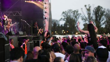 Una multitud disfrutó de una nueva edición del Festival Bandera en el hipódromo.