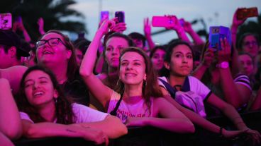 Una multitud disfrutó de una nueva edición del Festival Bandera en el hipódromo.
