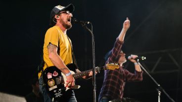 Una multitud disfrutó de una nueva edición del Festival Bandera en el hipódromo.