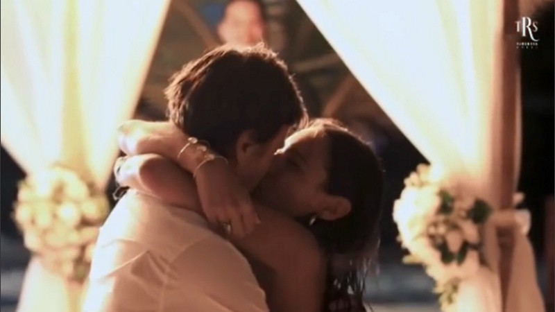 El momento en que Pampita aceptó casarse con su novio. 