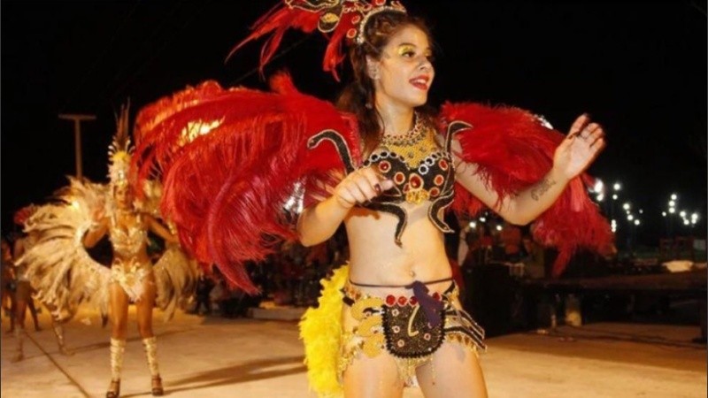 Micaela tenía 18 años. 