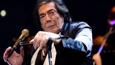 La carrera musical de Cacho Castaña une supuestos extremos que van de “Café La Huemdad” a “La reina de la bailanta”