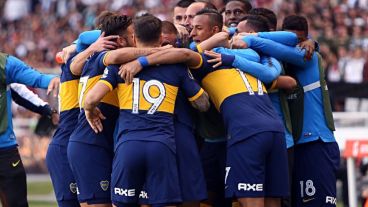 La pareja del delantero mostró videos de golpes y heridas en su cuerpo.