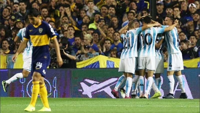 Racing ganó en la Bombonera. 