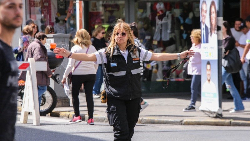 El particular panorama de calle San Luis este sábado. 