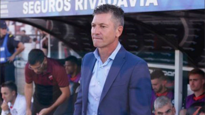 El DT del Patrón se mostró enojado con el árbitro del encuentro.