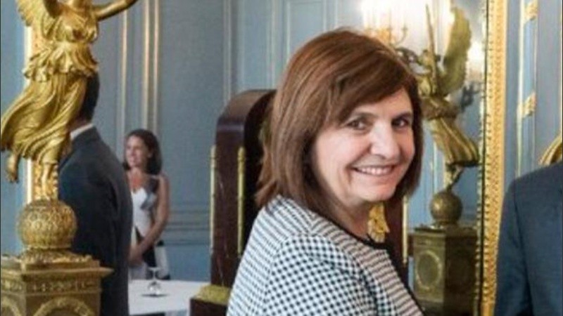 La ministra se refirió al cruce entre Macri y Cristina.