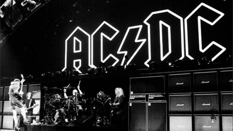 Unos diez kilómetros de la autopista estarán cortados ocho horas para que distintas celebren la música de AC/DC.