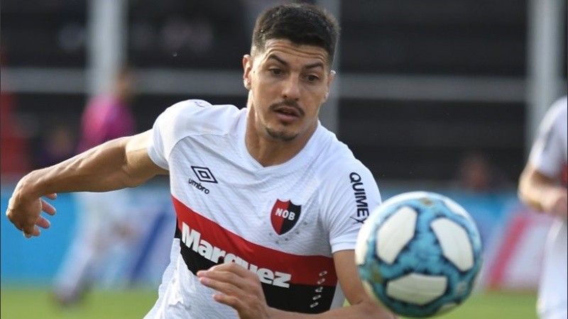 Salinas se reencontró con el gol en Paraná.