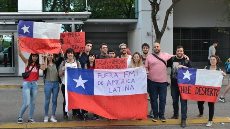 La lista del Frente de Izquierda Unidad en Santa Fe está encabezada por Octavio Crivaro.