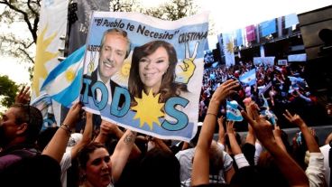 La fiesta comenzó temprano en el búnker del Frente de Todos.