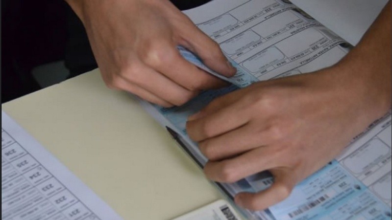 Los mayores de 70 años y los menores de 18 años no aparecerán en el Registro de Infractores, aún cuando no hayan emitido el voto.